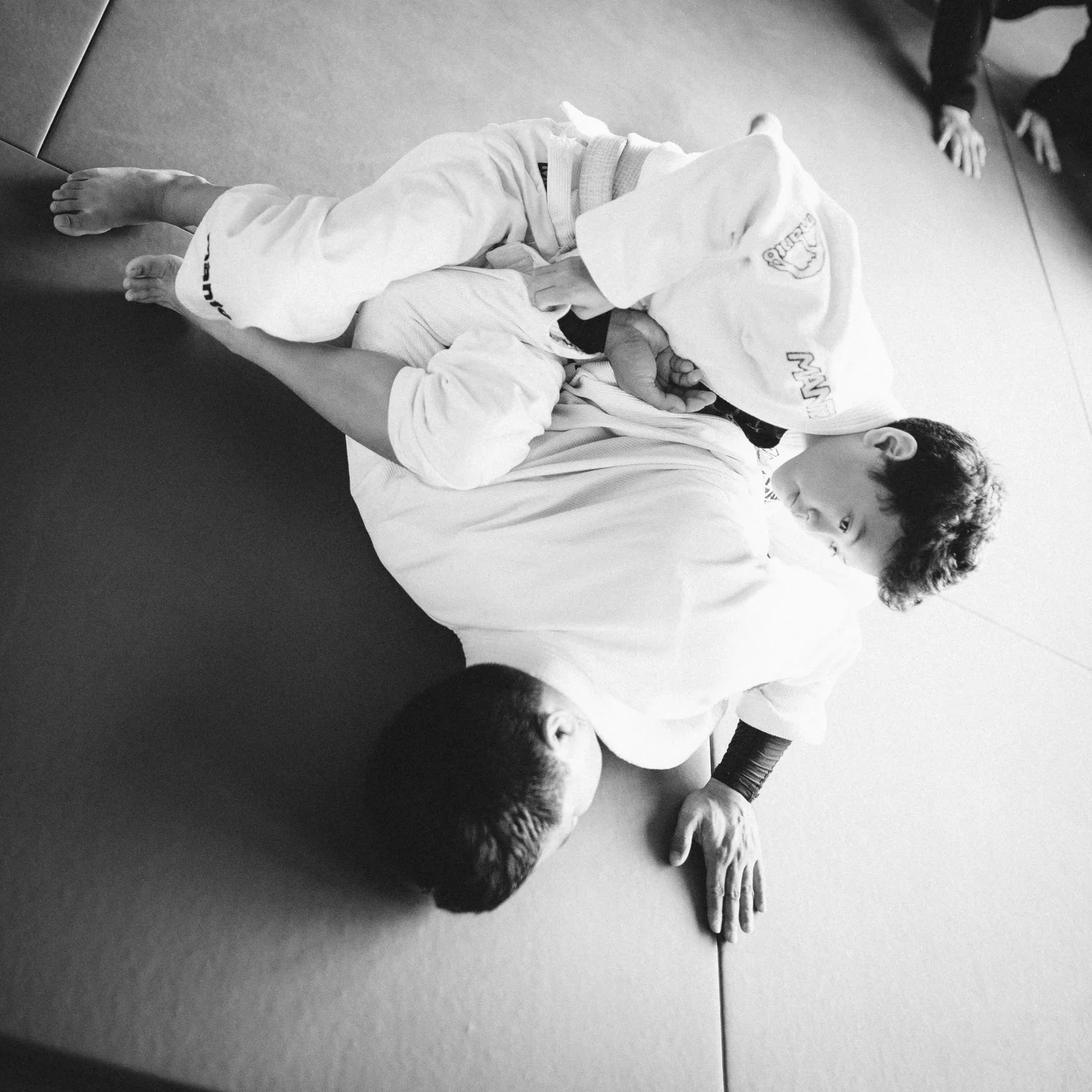 Teen Jiu-Jitsu training at Espiritu in Oxnard